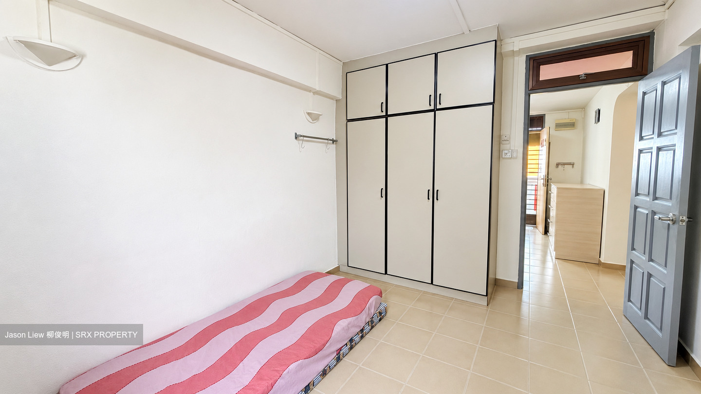 Blk 242 Serangoon Avenue 3 (Serangoon), HDB 4 Rooms #622115381
